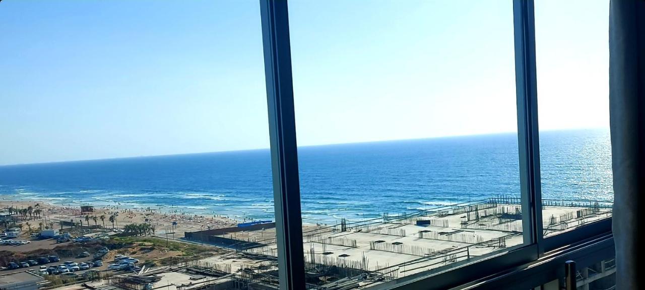 מלון דירות על הים בת ים 39 Luaran gambar