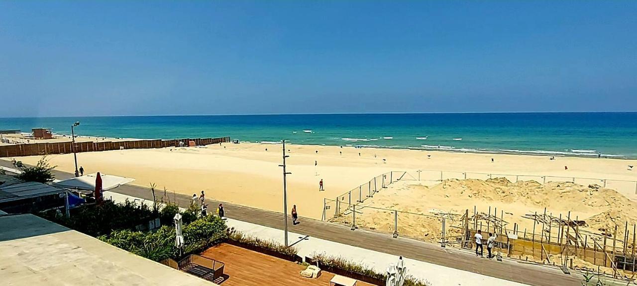 מלון דירות על הים בת ים 39 Luaran gambar